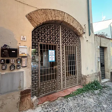 Lägenhet Antico Borgo Centro Storico *
