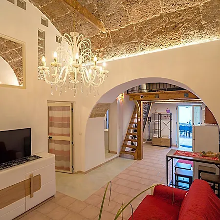 Antico Borgo Centro Storico Lägenhet *